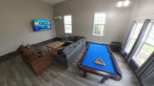 Saluda House | River Dream Lake Murray Getaway