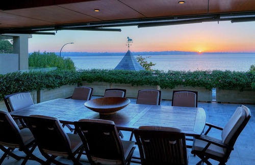 Applecross House | River Front Home