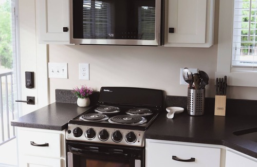 Bloomfield House | River Hill Farm Cottage
