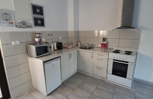 Hodbina Apartment | River House Buna