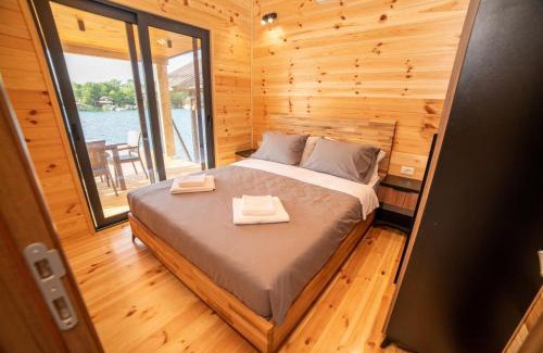 Ulcinj Ski Chalet | River house - Esperanza