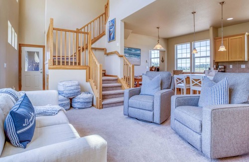 Woods House | River House Resort
