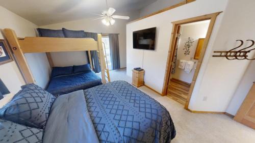 Red River House | River John - On the River - WiFi - Washer - Dryer - Fireplace - Grill
