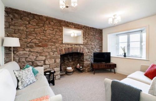Ross-on-Wye Apartment | River Lodge - A sophisticated riverside home for 6 in Ross on Wye