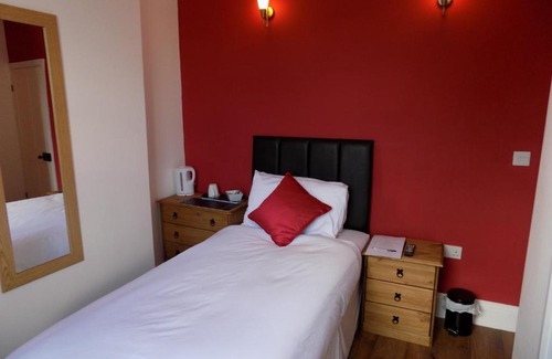 Spalding Bed & Breakfast | River Lodge B&B Ltd