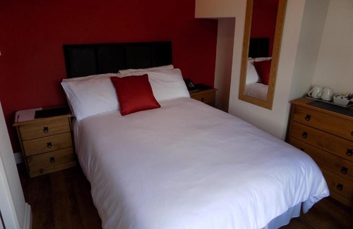 Spalding Bed & Breakfast | River Lodge B&B Ltd