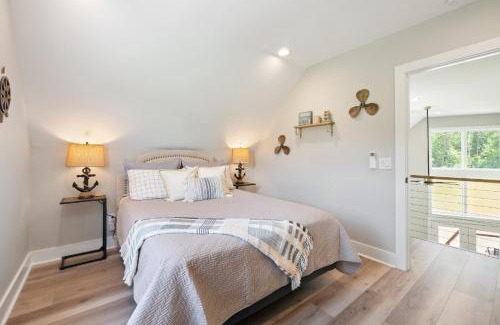 Rhodhiss House | River Lofts - Onyx & Catawba Cottages
