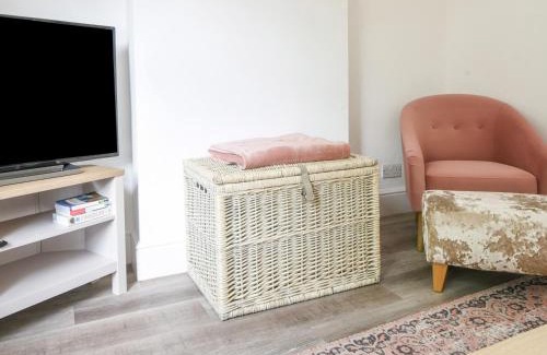 Lyme Regis House | River Lym Cottage