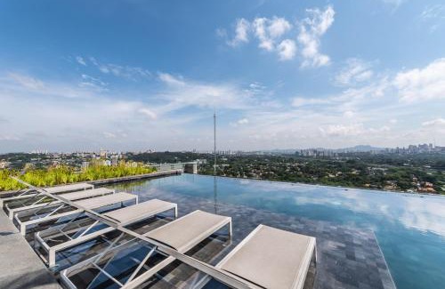 Butanta Apartment | River One completo e moderno - Vista Panorâmica, Metrô 500m e Faria Lima 7min - Piscina, Estacionamento - Okaeri Home