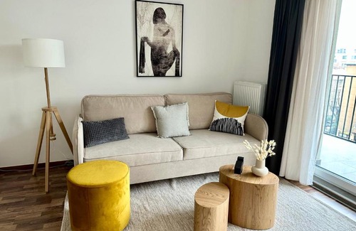 Belso-Ferencvaros Apartment | River Passage Budapest Garage/AC/Balcony