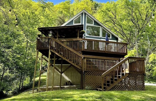 Richmond House | River Relaxation - Calm Riverfront Home in Winchester Kentucky