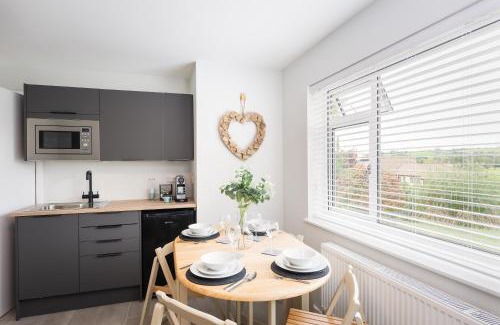 Exeter Apartment | River Retreat Apartment Exeter - River Views & Parking