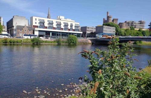 Inverness City Centre Apartment | River Retreat - Riverside Apartment in Inverness City Centre