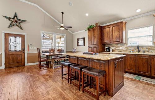 New Braunfels House | River Road Villas #2
