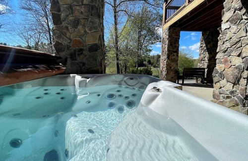 West Jefferson House | River Rocks - West Jefferson NC
