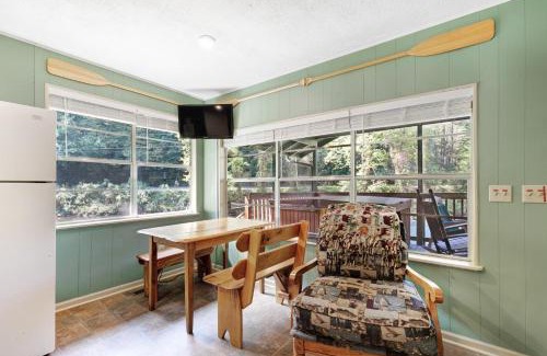 Sylva House | River Romance