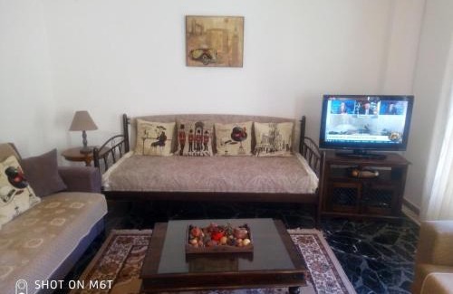 Leonidio Apartment | River's House in the center town