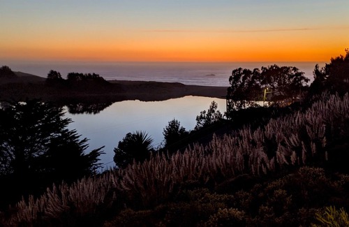 Jenner House | 'River Seascape' Views River Estuary to Pacific Ocean In Village of Jenner