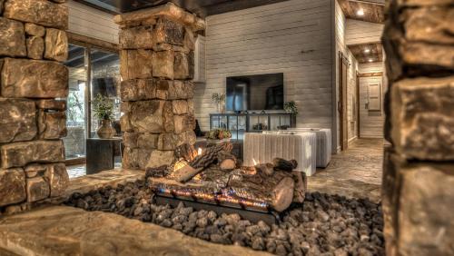 Blairsville House | River Song