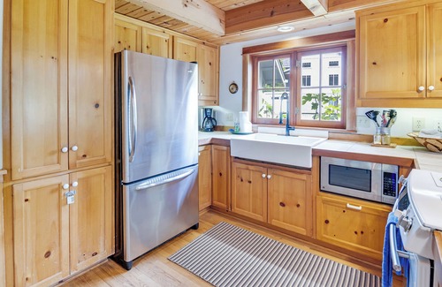 Yachats House | River to Breakers - River View