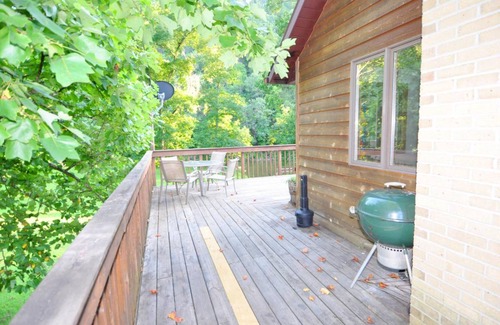 Great Cacapon Cabin | River Valley Cabin