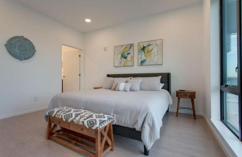 North Capitol Apartment | River View, Central, Elevator, Private Parking