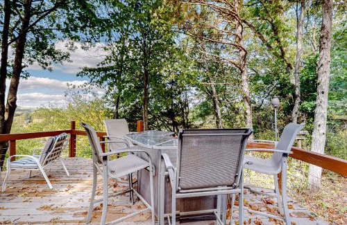Wisconsin Dells House | River View Escape