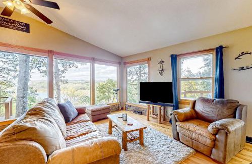 Wisconsin Dells House | River View Escape