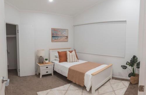 Oonoonba House | River View Haven
