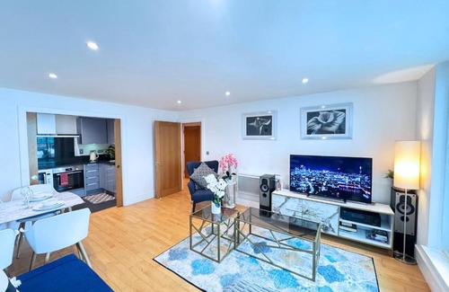 Vauxhall Apartment | River View London Eye Vauxhall 2 Bedroom Apartment
