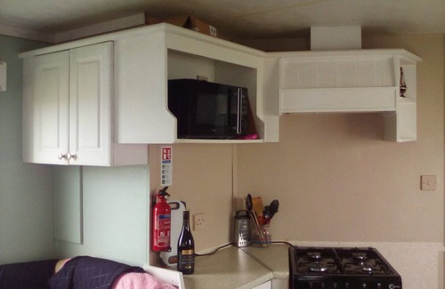 Camber RV Rental | River Views Dog Friendly Caravan 3 Bedrooms