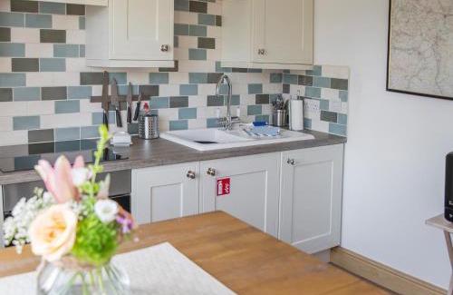 Kirkby Stephen House | Riverbank Cottage