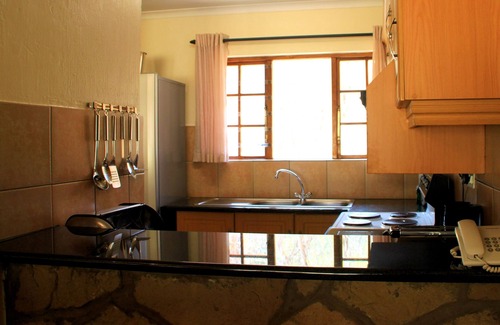 Drakensberg Gardens Hotel | Riverbend Chalets Self Catering