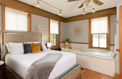 Galena Bed & Breakfast | Riverboat Suites