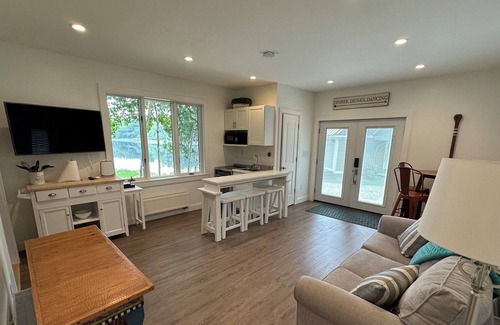 Hampden Cottage | Riverfront Cabin in Hampden