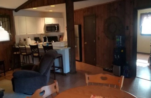 Fishers Hill Cabin | Riverfront Getaway Cabin