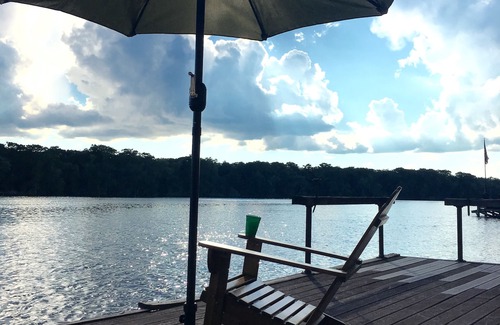 Satsuma House | Riverfront house w/2 docks and boathouse sleeps 7