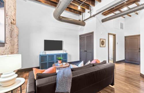 Downtown St. Louis Apartment | Riverfront Loft - Walk to Arch, Casino, Convention Center