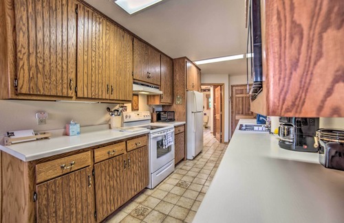 Oconto Cabin | Riverfront Oconto Cabin w/Fire Pit & Yard!
