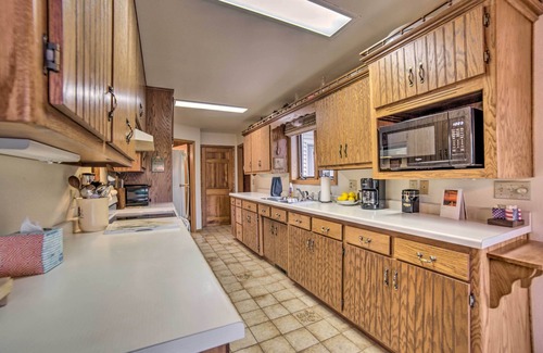 Oconto Cabin | Riverfront Oconto Cabin w/Fire Pit & Yard!