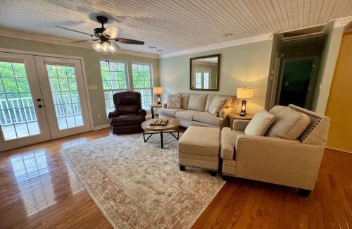 Walland House | Riverfront Retreat