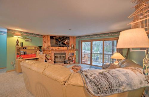 Lincoln Apartment | Riverfront Retreat with Deck 1 Mi to Loon Mtn!