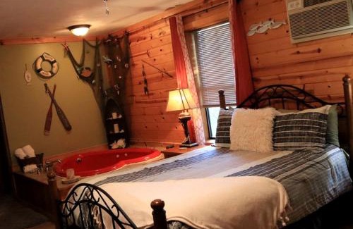 Eureka Springs House | Riverfront Vacation Rental with Gas Fireplace in Eureka Springs, Arkansas