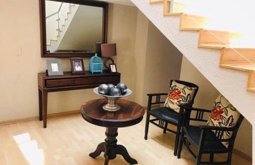 Greater Johannesburg Metropolitan Area Villa | RiverHouse
