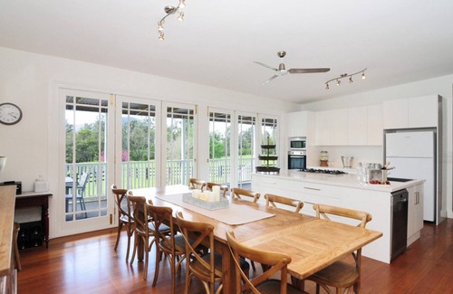 Kangaroo Valley House | Rivermist - Luxury 6 bedrooms & 6 bathrooms!
