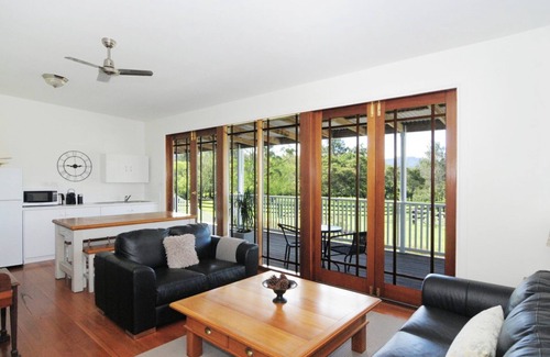 Kangaroo Valley House | Rivermist - Luxury 6 bedrooms & 6 bathrooms!