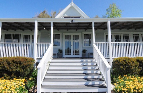 Kangaroo Valley House | Rivermist - Luxury 6 bedrooms & 6 bathrooms!