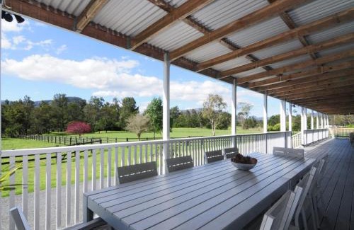 Kangaroo Valley House | Rivermist Luxury 6 bedrooms and 6 bathrooms