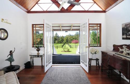 Kangaroo Valley House | Rivermist Luxury 6 bedrooms and 6 bathrooms
