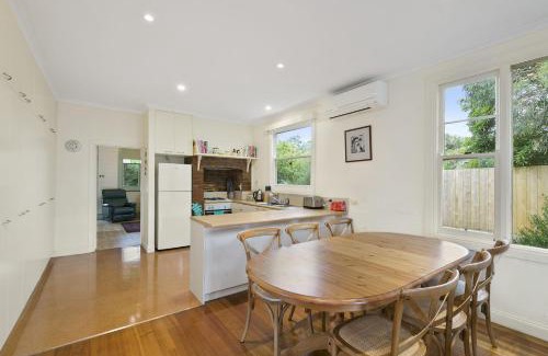 Anglesea House | Rivernook - BYO Linen